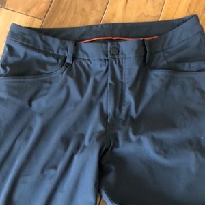 Men’s Lululemon ABC pants. 34x32 Dark grey